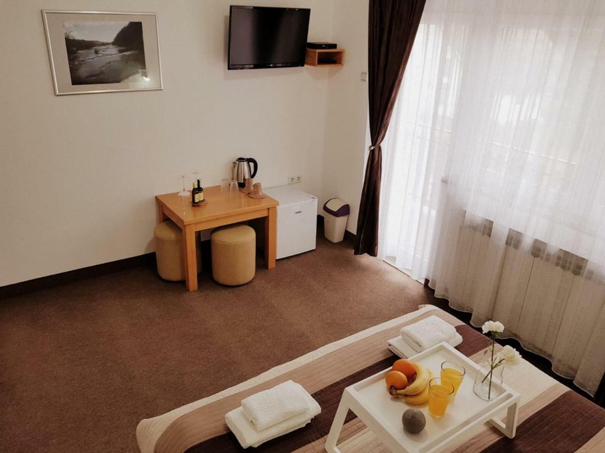 Guesthouse Kovacevic Korenica Zewnętrze zdjęcie