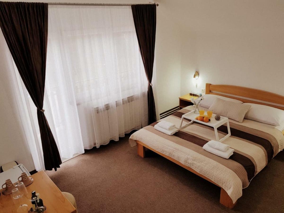 Guesthouse Kovacevic Korenica Zewnętrze zdjęcie